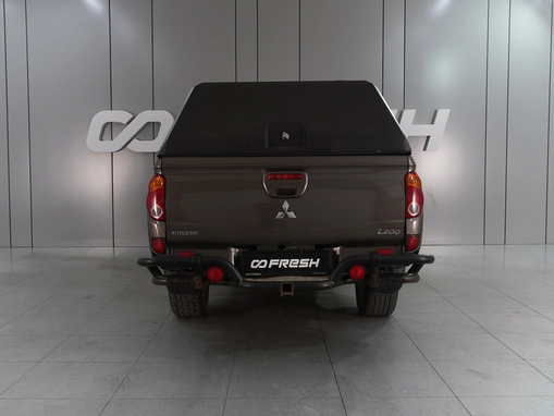 Mitsubishi L200