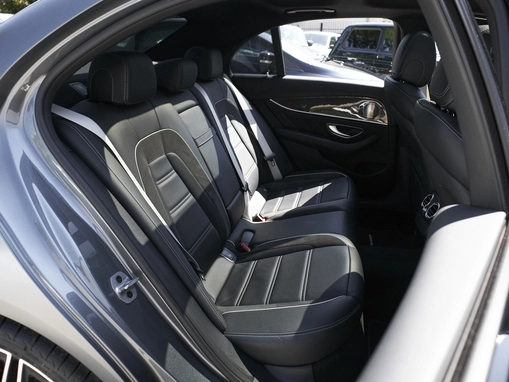 Mercedes-Benz E-Класс AMG