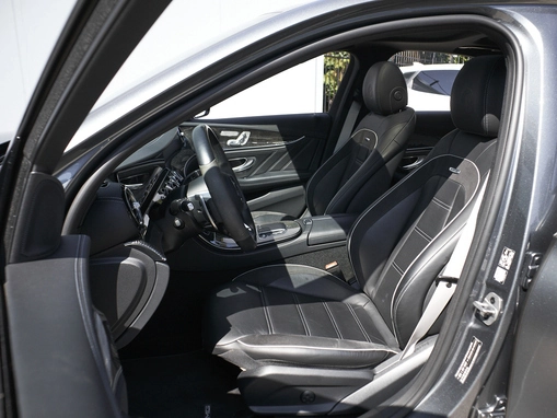 Mercedes-Benz E-Класс AMG