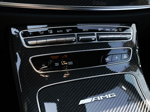 Mercedes-Benz E-Класс AMG