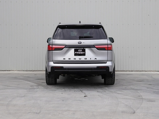Toyota Sequoia