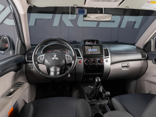 Mitsubishi Pajero Sport