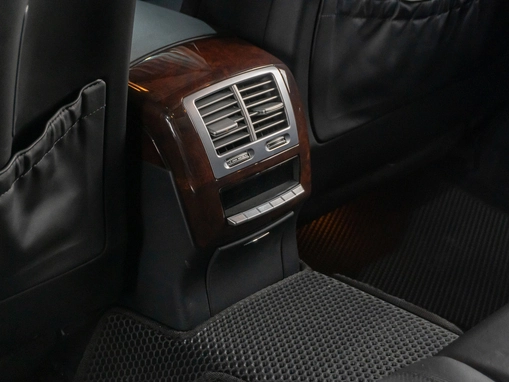 Mercedes-Benz S-Класс