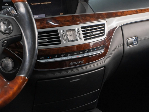 Mercedes-Benz S-Класс