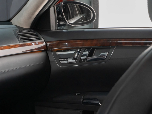 Mercedes-Benz S-Класс