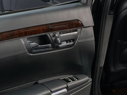 Mercedes-Benz S-Класс