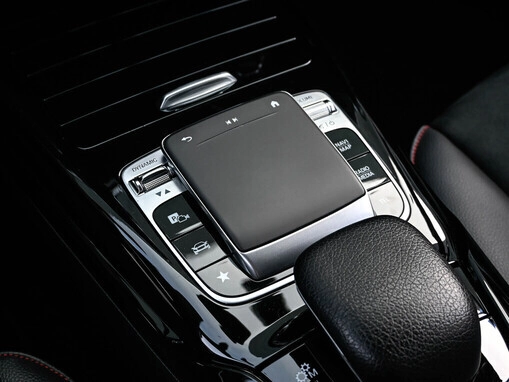 Mercedes-Benz CLA AMG