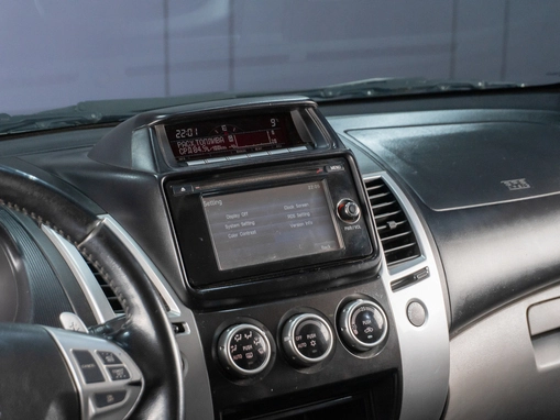 Mitsubishi Pajero Sport