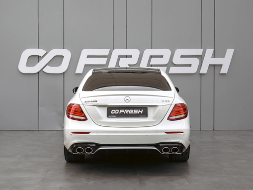 Mercedes-Benz E-Класс AMG