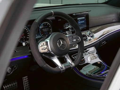 Mercedes-Benz E-Класс AMG