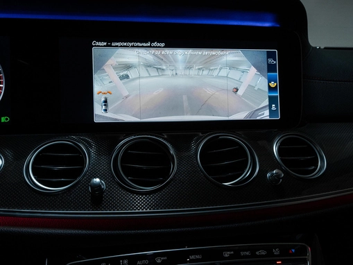 Mercedes-Benz E-Класс AMG