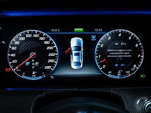 Mercedes-Benz E-Класс AMG