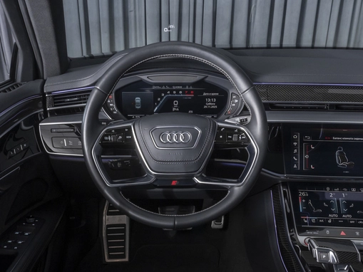 Audi S8