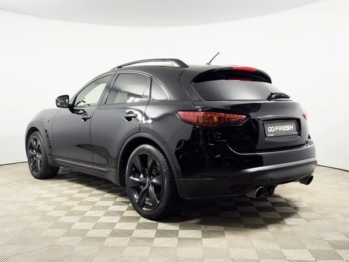 Infiniti QX70