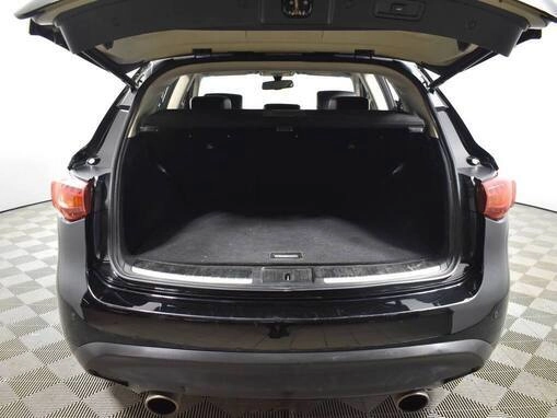Infiniti QX70