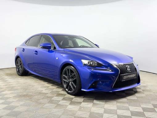 Lexus IS