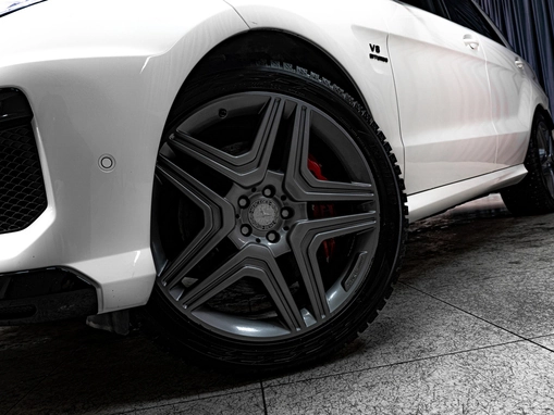 Mercedes-Benz M-Класс AMG