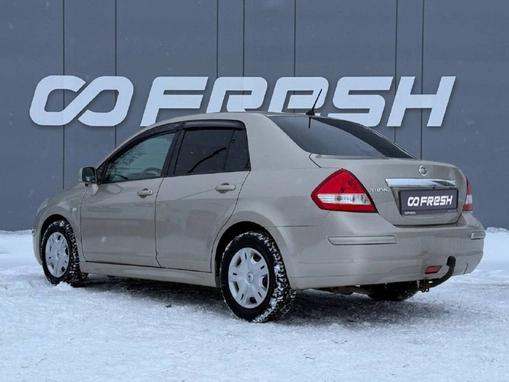 Nissan Tiida