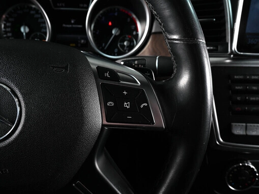 Mercedes-Benz M-Класс