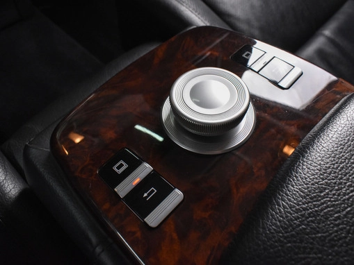 Mercedes-Benz S-Класс