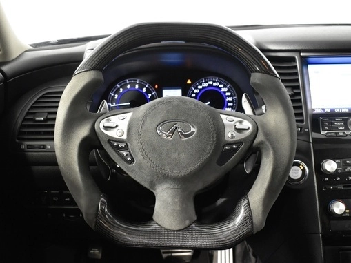 Infiniti QX70