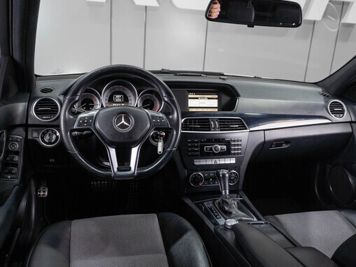 Mercedes-Benz C-Класс