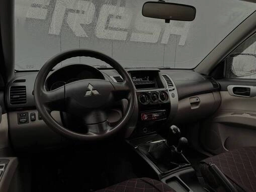 Mitsubishi Pajero Sport