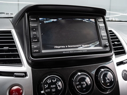 Mitsubishi Pajero Sport