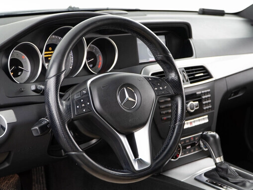 Mercedes-Benz C-Класс