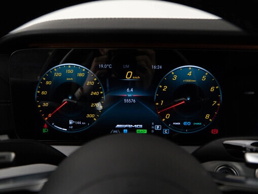 Mercedes-Benz E-Класс AMG