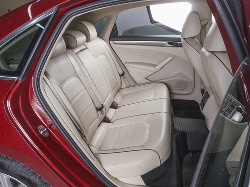 Volkswagen Passat (North America and China)