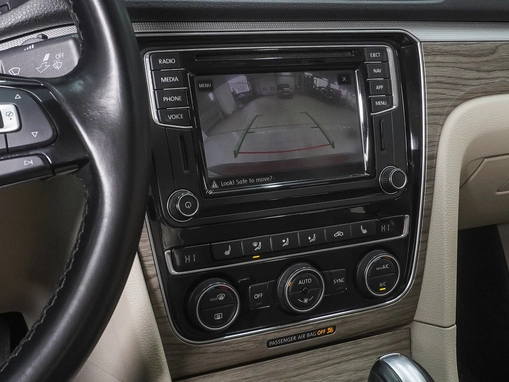 Volkswagen Passat (North America and China)