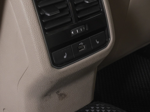 Volkswagen Passat (North America and China)