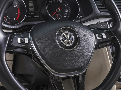 Volkswagen Passat (North America and China)