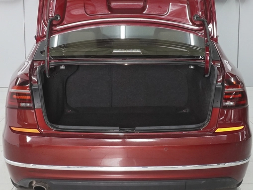 Volkswagen Passat (North America and China)