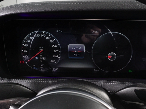 Mercedes-Benz S-Класс