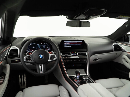 BMW M8