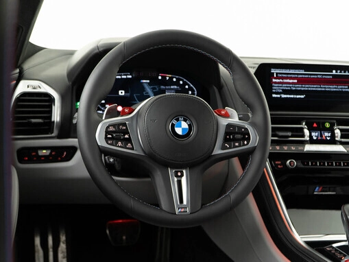 BMW M8