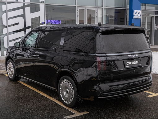 Zeekr 009