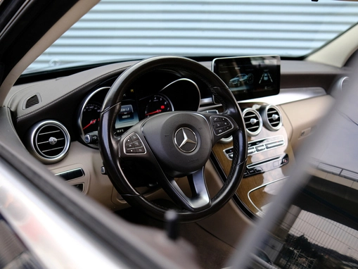 Mercedes-Benz C-Класс