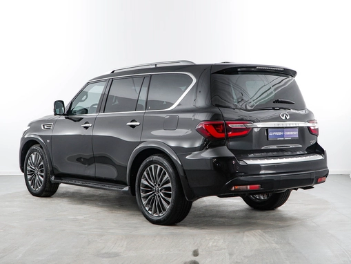 Infiniti QX80