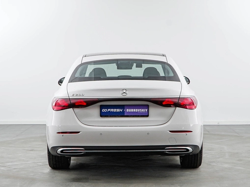 Mercedes-Benz E-Класс