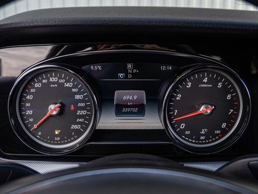 Mercedes-Benz E-Класс