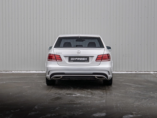 Mercedes-Benz E-Класс