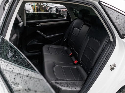 Volkswagen Passat (North America and China)