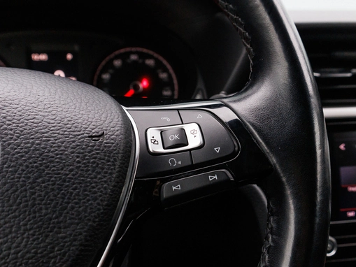 Volkswagen Passat (North America and China)