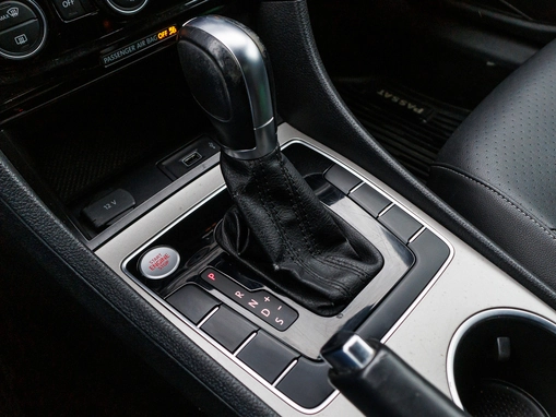 Volkswagen Passat (North America and China)