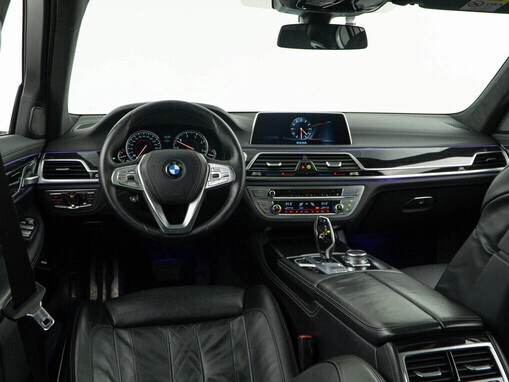 BMW 7 серии