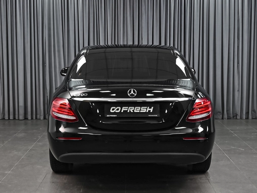 Mercedes-Benz E-Класс