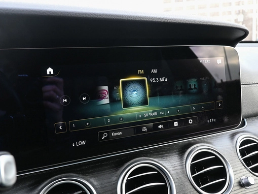 Mercedes-Benz E-Класс